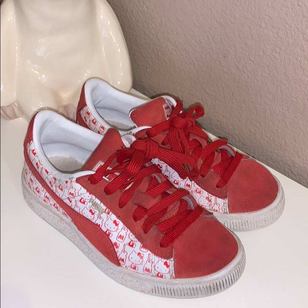 Girls 1.5 puma hello kitty sneakers